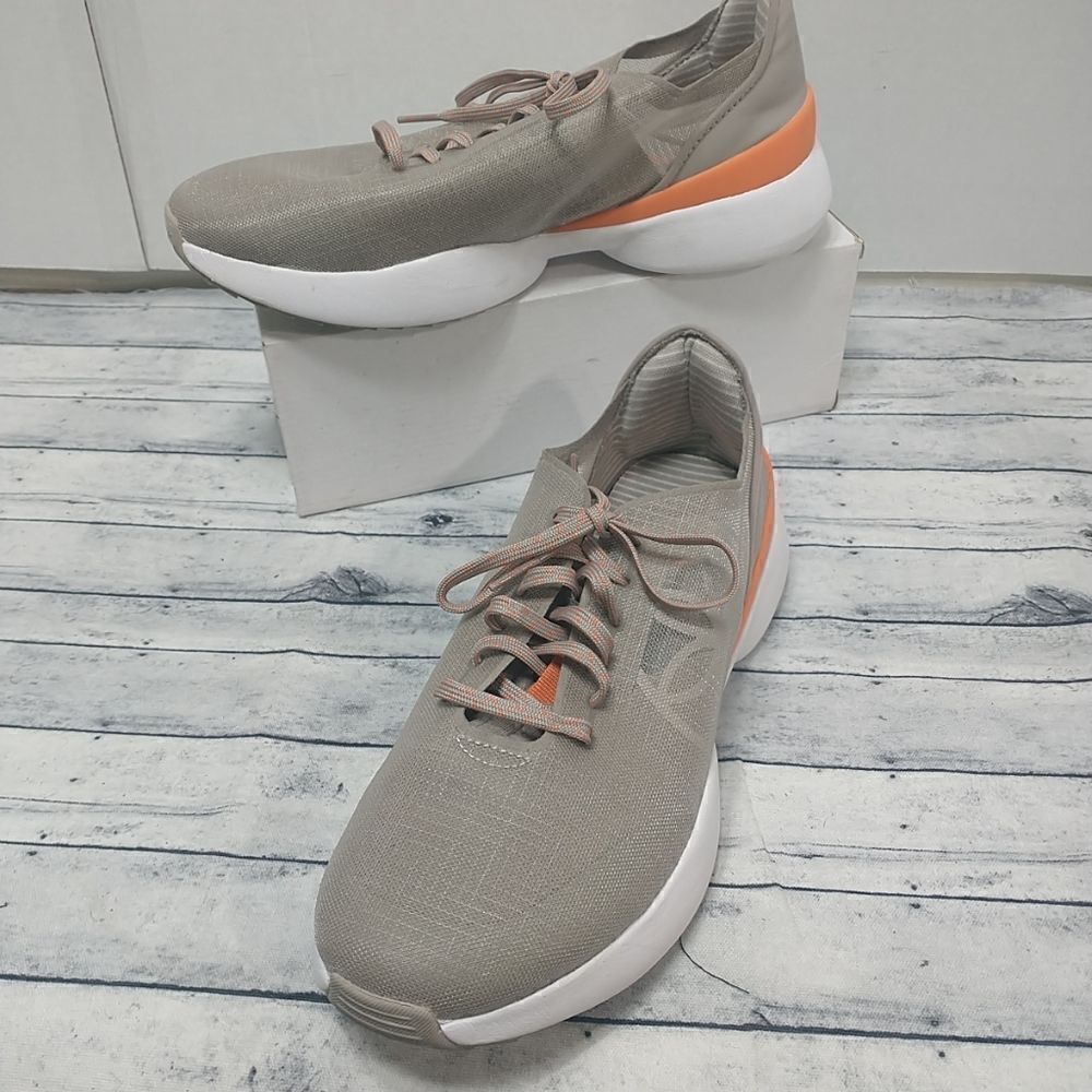 Gaiam Slip On Yoga Shoes   Women Indoor Outdoor size 11
